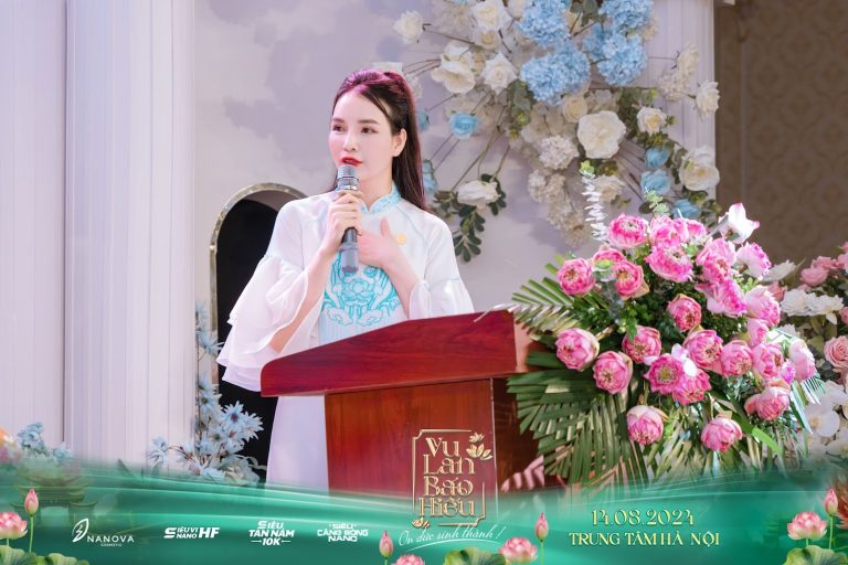 dược sĩ Phạm Nhung